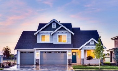 ビルトインガレージのある木造3階建ては安全?耐震性や特長、設計時の注意点を解説