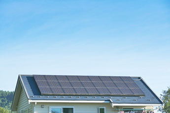 太陽光発電システムの耐用年数と長持ちさせる方法、山口県で施工する際の注意点を解説