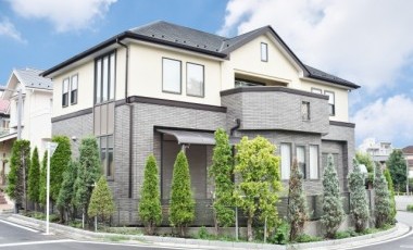 ローコストの二世帯住宅を建てる際のコツ|準備すべきこと・コストカットする方法も解説