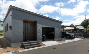 ビルトインガレージで後悔することは?メリットやデメリット、後悔した実例と予防策も解説