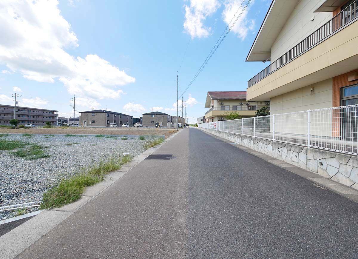 前面道路含む現地写真