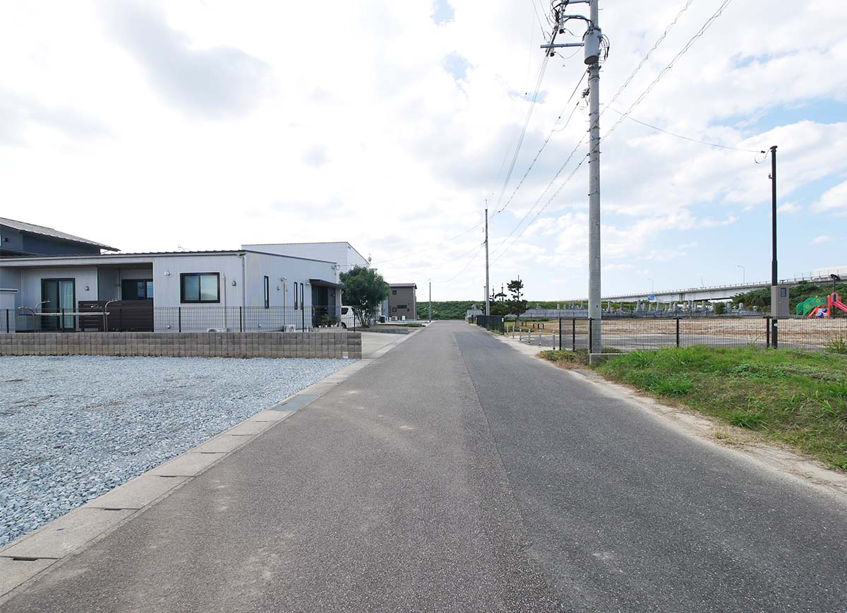 前面道路含む現地写真