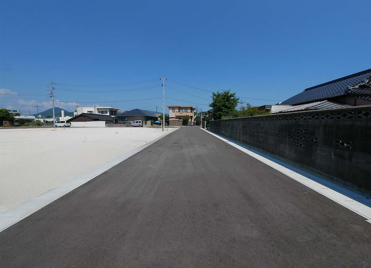 前面道路含む現地写真