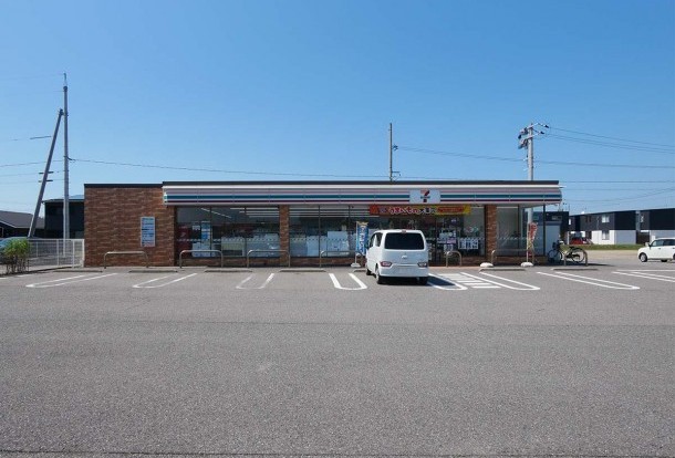 セブンイレブン益田かもしま西町店