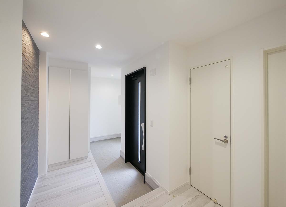 玄関（2026年3月撮影）