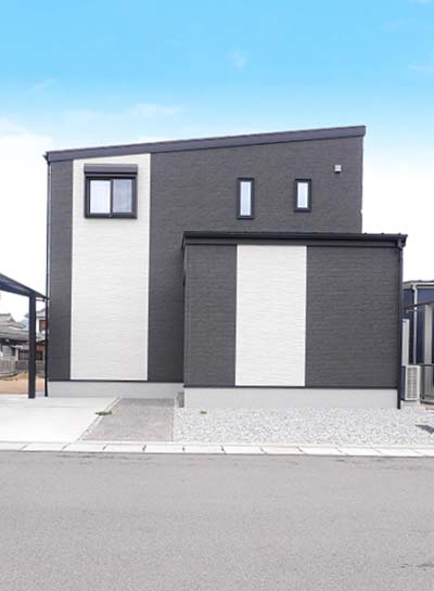 シックでモダンな外観