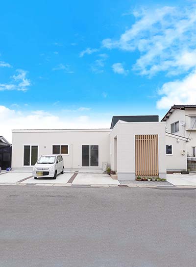 平屋ならではの心地いいフラットな空間