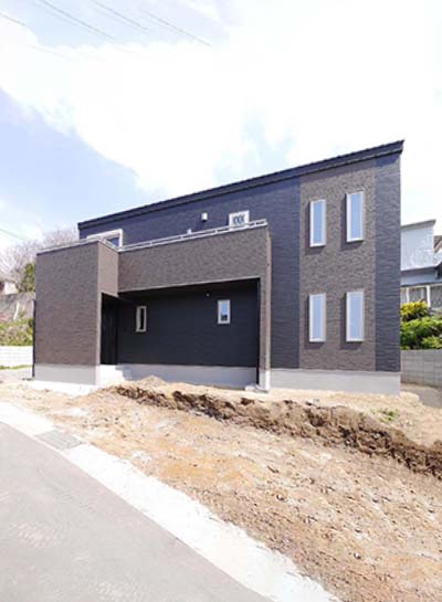 2階にリビングのある家