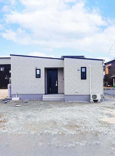 いつも落ち着いてくつろげるモダンスタイルの家