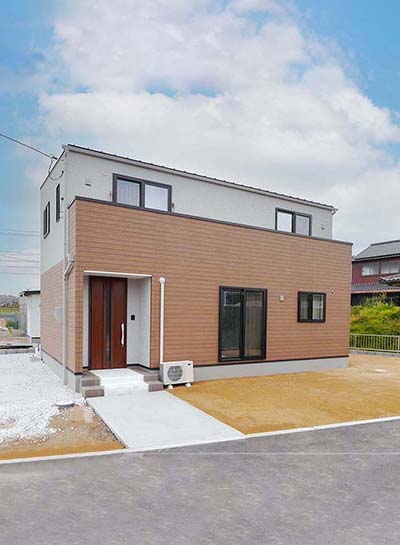 家族の理想を詰め込んだナチュラルアンティークの家