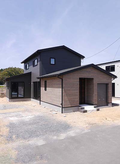 広々ガレージで趣味を楽しめる家