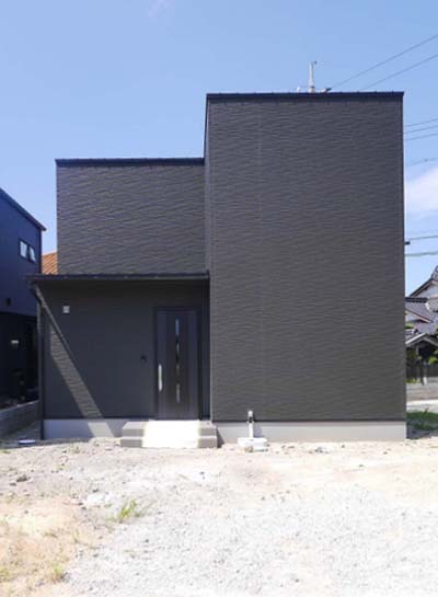 内外観、モノトーンにこだわった家