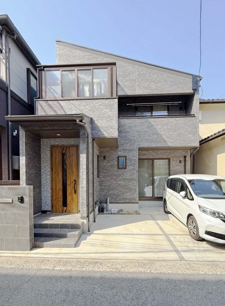 おしゃれと実用性のバランス!シンプルモダンな住空間