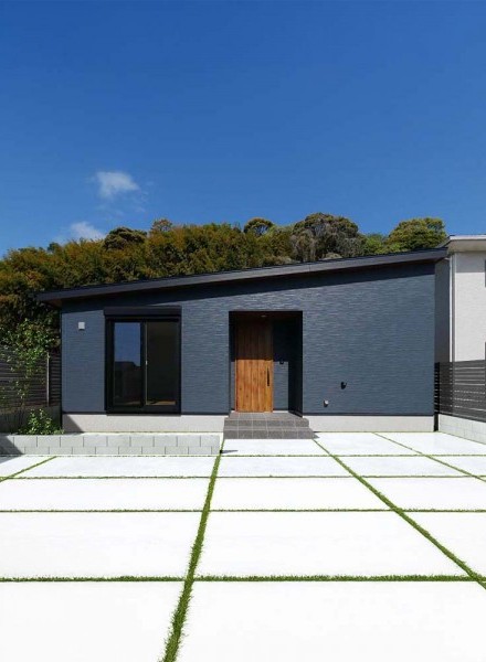 凛とした佇まいが映える、平屋の住まい