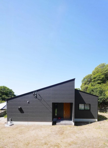 “おもてなし”が叶う、ゲストルーム付きのゆとり平屋