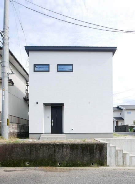 シンプルだからこそ、長く愛せるカタチ