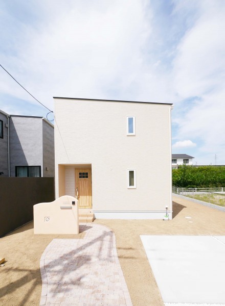 木の温もりに包まれる、暮らしやすさ重視の家。