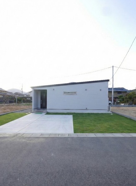 デザインと機能が融合した、心豊かな暮らしを叶える平屋