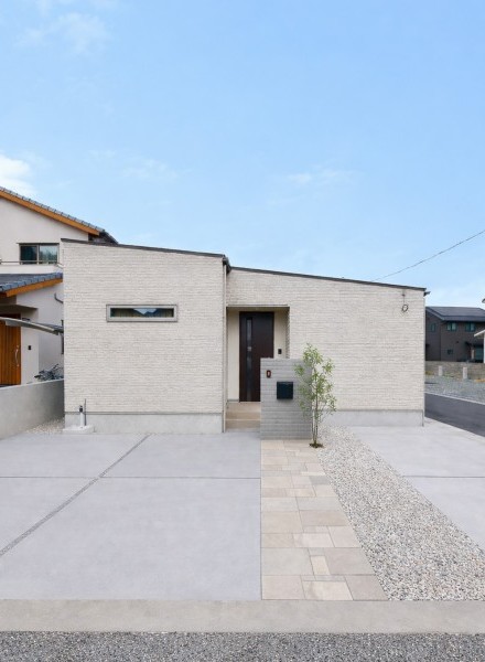 動線と収納が、日々の暮らしを軽やかに支える平屋