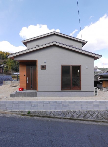 家族の変化に寄り添い、心地よい日常を紡ぐ住まい。