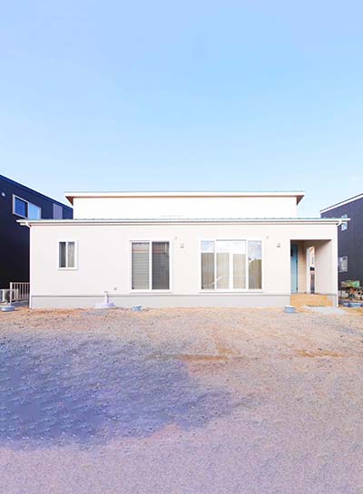 いつの時代も愛される素朴で温かみのある住まい