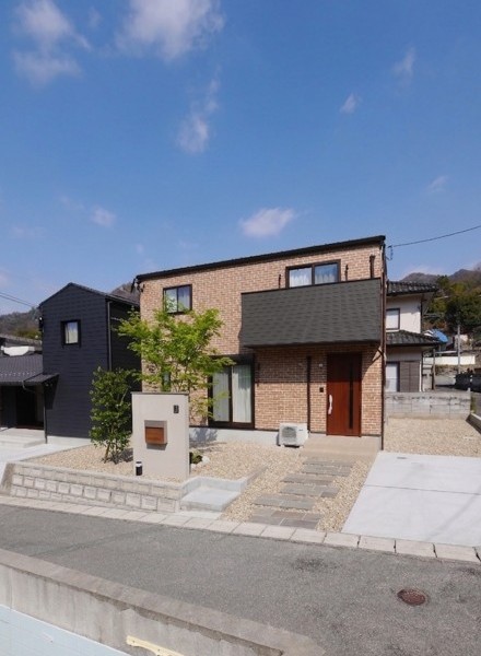 木のぬくもりと光が広がる、つながる住まい