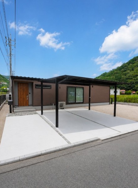 上質な木のぬくもりに包まれる暮らし