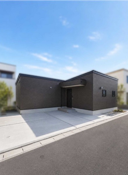 毎日の動線と、心地よい居場所を考えた住まい