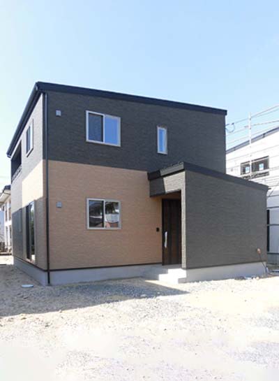 シックな落ち着きのあるお家