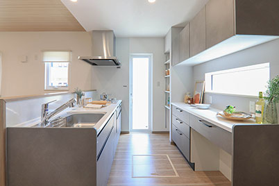 キッチン・カップボード