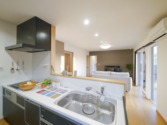 モデルハウス内観（LDK）